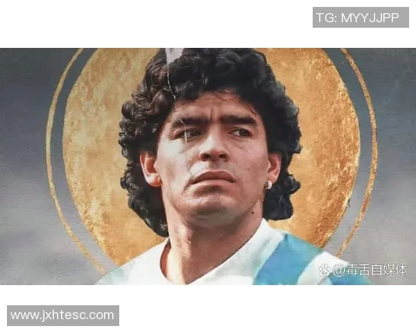 从球场巨星到全能达人细数那些成功转型的传奇足球球员