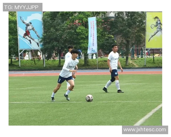 足球星逗比瞬间集锦 看他们如何用笑料征服绿茵场 足球星逗比瞬间集锦 看他们如何用笑料征服绿茵场